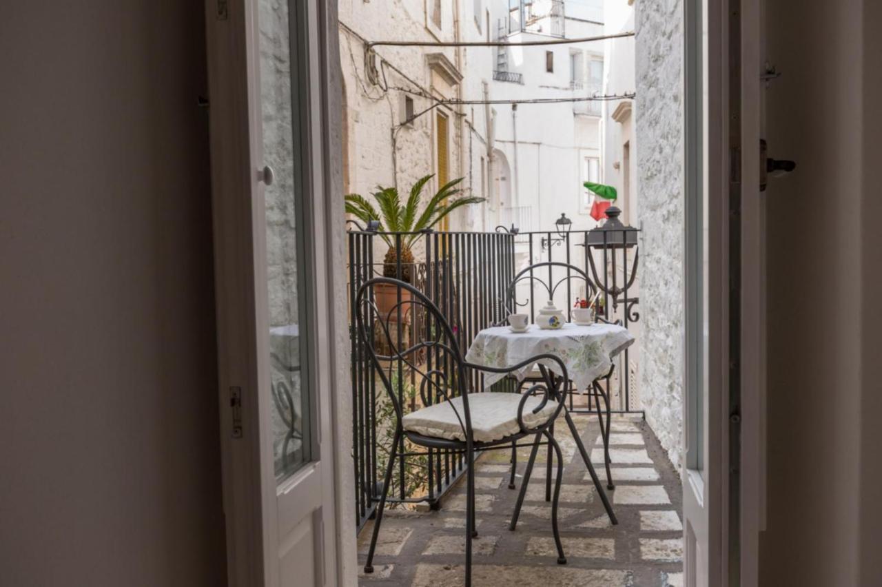 Da Concavo E Convesso Acomodação com café da manhã Locorotondo Exterior foto