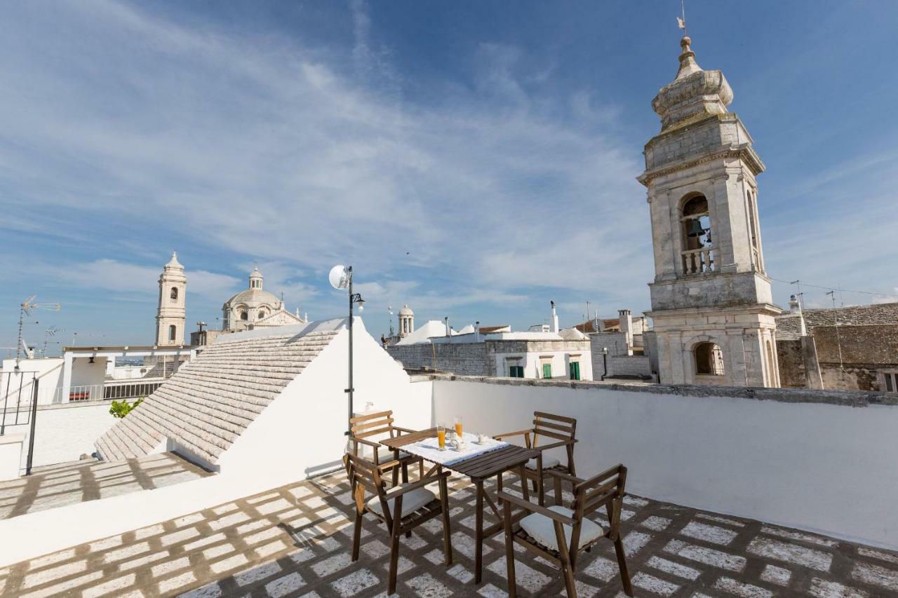 Da Concavo E Convesso Acomodação com café da manhã Locorotondo Exterior foto